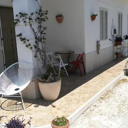 La Scapola Bed & Breakfast Mattinata