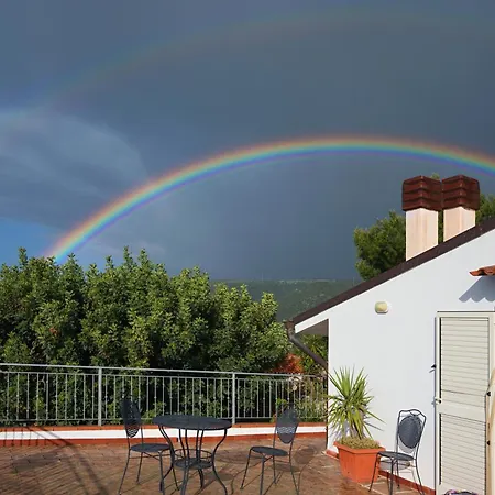 Bed & Breakfast La Scapola Mattinata