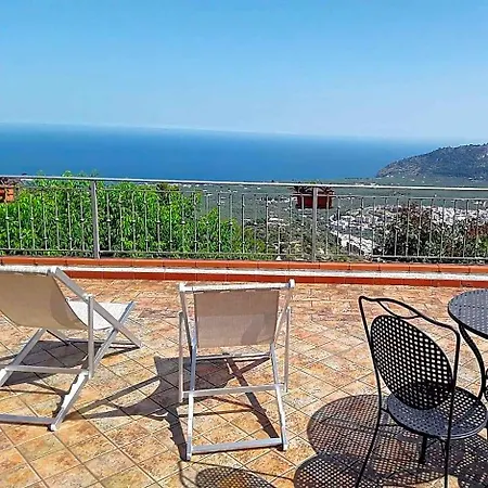 Bed and Breakfast La Scapola 4*